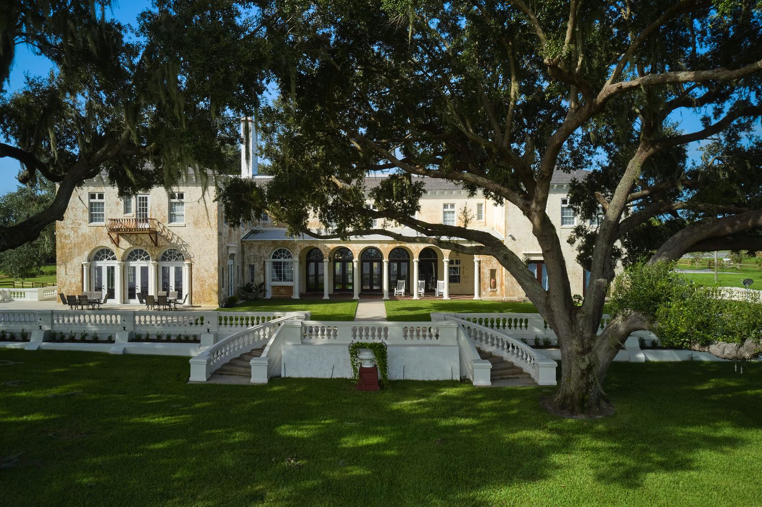 3111 Masterpiece Rd, Lake Wales, FL 33898